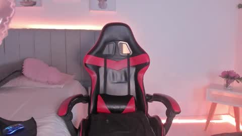 jannis  online show from November 4, 10:55 pm