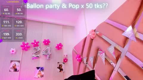 Jasmine online show from March 27, 1:56 pm