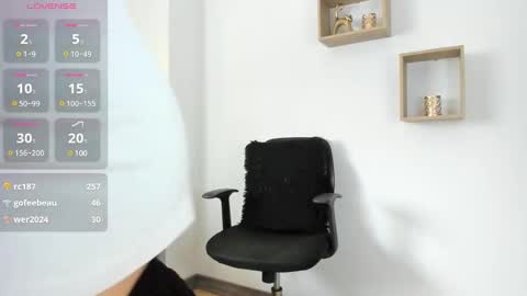 Jeniffer hot online show from March 7, 5:38 pm