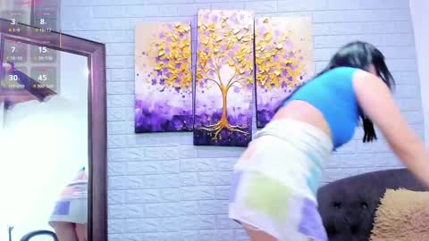    online show from November 22, 8:18 pm