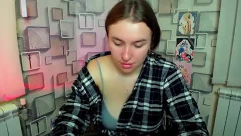Snapshot of _julianaini_ chatting on September 23, 6:29 am Jolia online show from September 23, 6:29 am