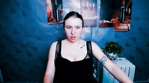 Snapshot of _julianaini_ chatting on September 25, 6:42 am Jolia online show from September 25, 6:42 am