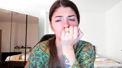 _just_a_simple_girl online show from November 3, 11:44 am