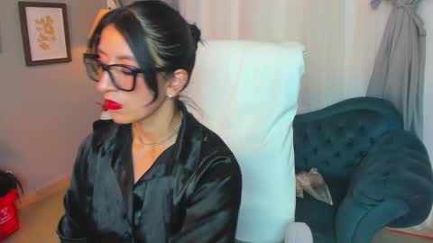 Kiraaaa 0 online show from January 18, 7:56 pm