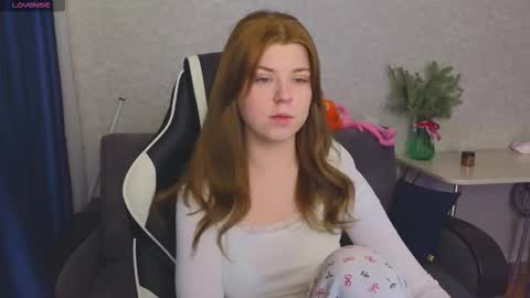 Molly   Emily online show from December 19, 5:19 pm