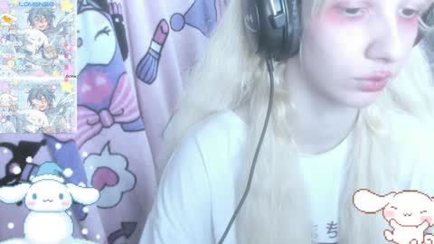  kuro  online show from December 25, 7:02 pm