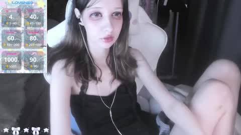  kuro  online show from December 14, 7:36 am