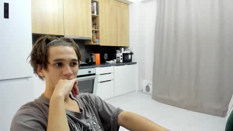 Snapshot of _kurt chatting on October 29, 12:12 am Kurt online show from October 29, 12:12 am