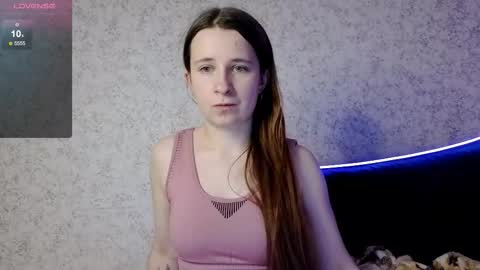 _kylle_ online show from October 18, 5:39 pm