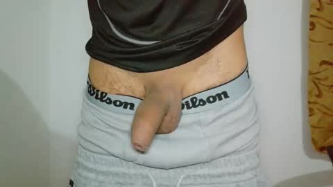 _lalo_0 online show from May 1, 5:45 am