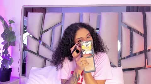 Lanna  online show from February 10, 11:46 am