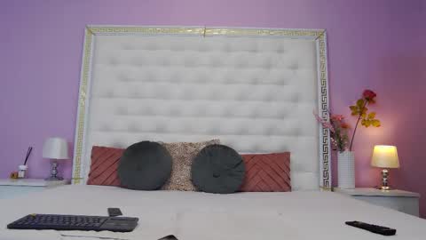 Lena Paul online show from November 18, 5:21 am