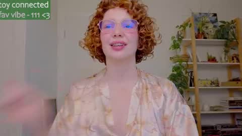Snapshot of _lightmyfire chatting on October 5, 6:11 am Salome   Lovense always on from 5 tk   My content and your custom requests  online show from October 5, 6:11 am