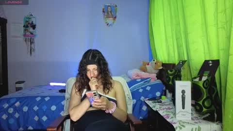 Lindasy online show from November 11, 8:11 pm