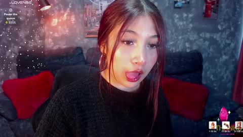   linrose   online show from April 11, 5:39 pm