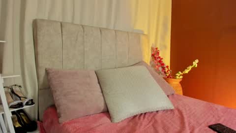 Ivy 3 online show from September 24, 9:54 pm