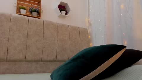 Ivy 3 online show from February 22, 2:41 pm