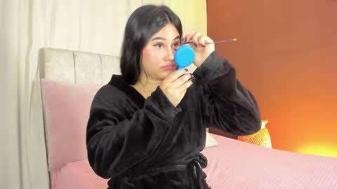 Ivy 3 online show from October 13, 4:20 pm