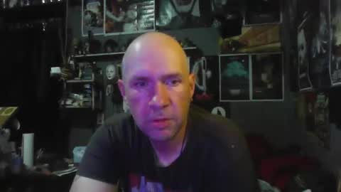 That guy online show from January 8, 4:07 am