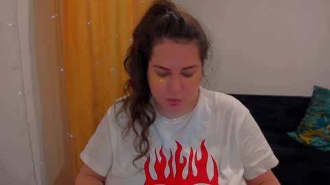 Snapshot of _madalexa_ chatting on December 29, 3:03 pm Alexa online show from December 29, 3:03 pm