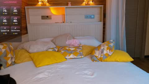 _mari_ online show from November 18, 10:29 am