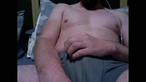 _maverick1985_ online show from December 4, 11:19 pm