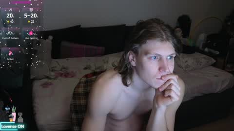  Medaed20  online show from February 8, 4:14 pm