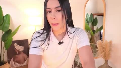 Megan online show from November 17, 7:38 pm