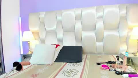 _megan_lovitz_ online show from July 19, 1:03 pm