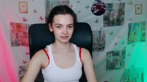 Susie online show from April 20, 11:57 am