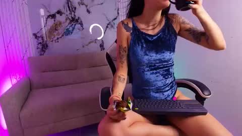 Juli online show from September 12, 8:00 pm