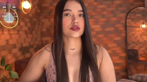 Snapshot of _meghan_gomez1_ chatting on March 6, 3:02 pm     online show from March 6, 3:02 pm