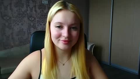 Melanie online show from April 21, 11:50 am