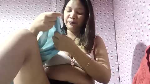 _milkytitsmomxx_ online show from December 30, 7:32 pm