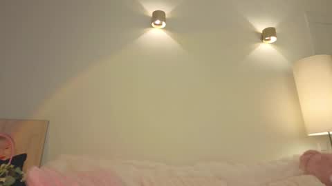 _milli_sun online show from April 29, 5:12 am