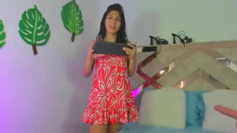 Khloe  online show from February 10, 2:52 am