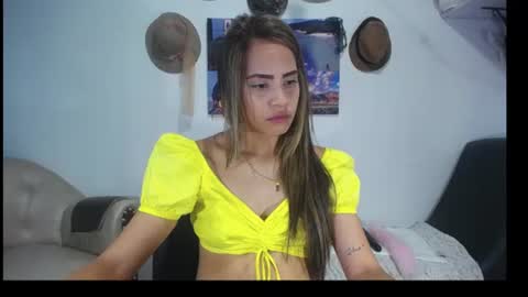 _misspriss online show from June 17, 1:21 am