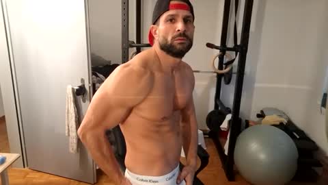 BENJI online show from November 12, 3:36 pm