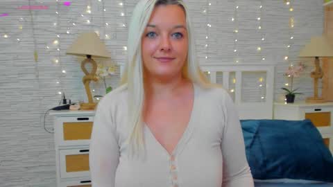 Misty online show from October 10, 11:09 pm