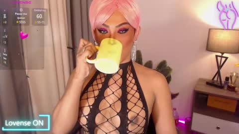 MORGAN KEEP ON FOLLOWING online show from February 4, 8:38 pm
