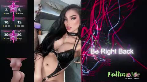 MORGAN KEEP ON FOLLOWING online show from October 20, 4:34 pm