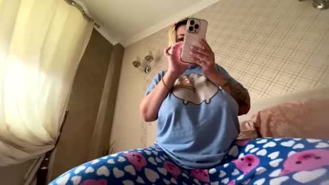 Francine Aisi Morpho - a genus of blue butterflies. online show from January 11, 11:49 am