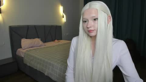_mua online show from July 20, 6:31 pm