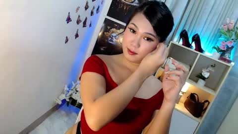 _mysticdoll_ online show from December 1, 12:19 am