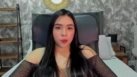 Nana  online show from January 16, 8:07 pm