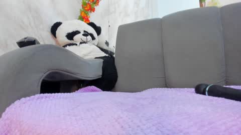 Snapshot of _nanny_1 chatting on December 7, 12:57 am Nanny online show from December 7, 12:57 am