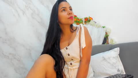 Snapshot of _nanny_1 chatting on December 21, 10:19 pm Nanny online show from December 21, 10:19 pm