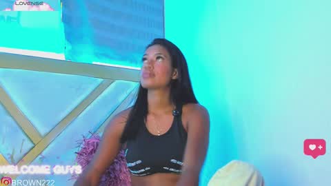 naomi brown online show from September 21, 5:55 am