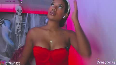 naomi brown online show from October 29, 4:36 am