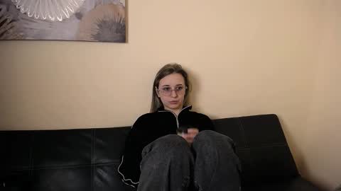 Nica online show from March 5, 10:24 am